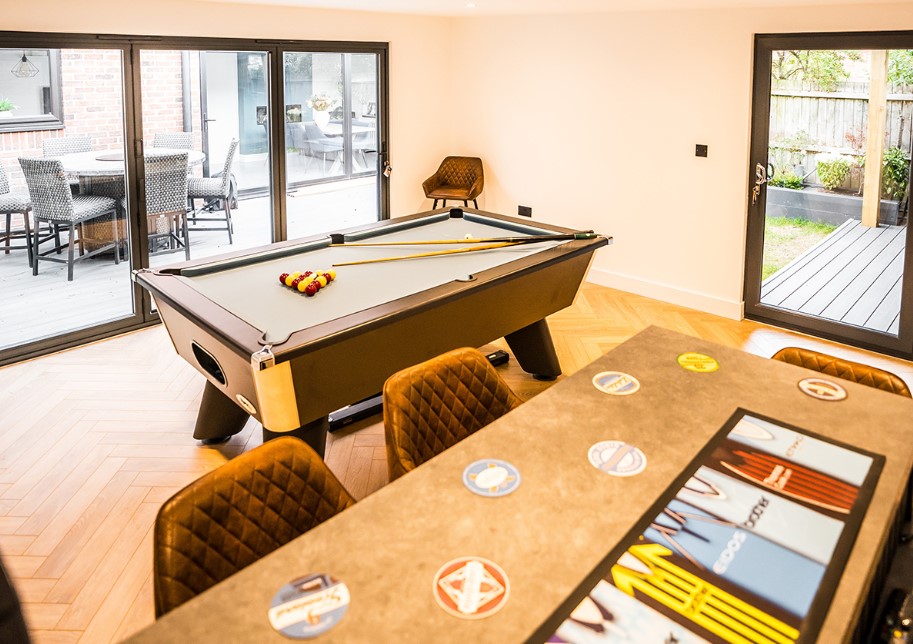 garden entertainment room